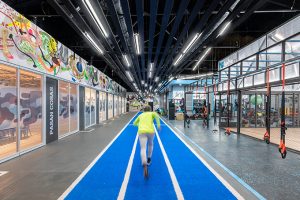 FITSHIP by Estudio Colmena + Estudio 4