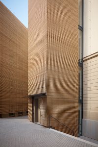 New Lecture Center VŠPJ by Qarta architektura