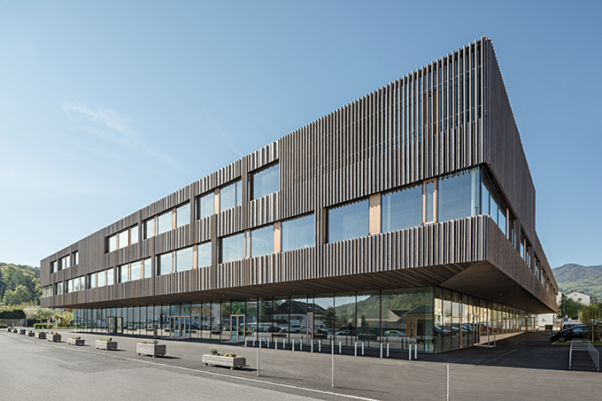 School Complex Gloggnitz by DFA Dietmar Feichtinger Architectes