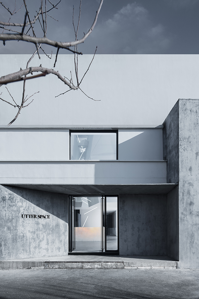 UTTER SPACE by CUN Design