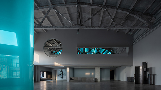 UTTER SPACE by CUN Design