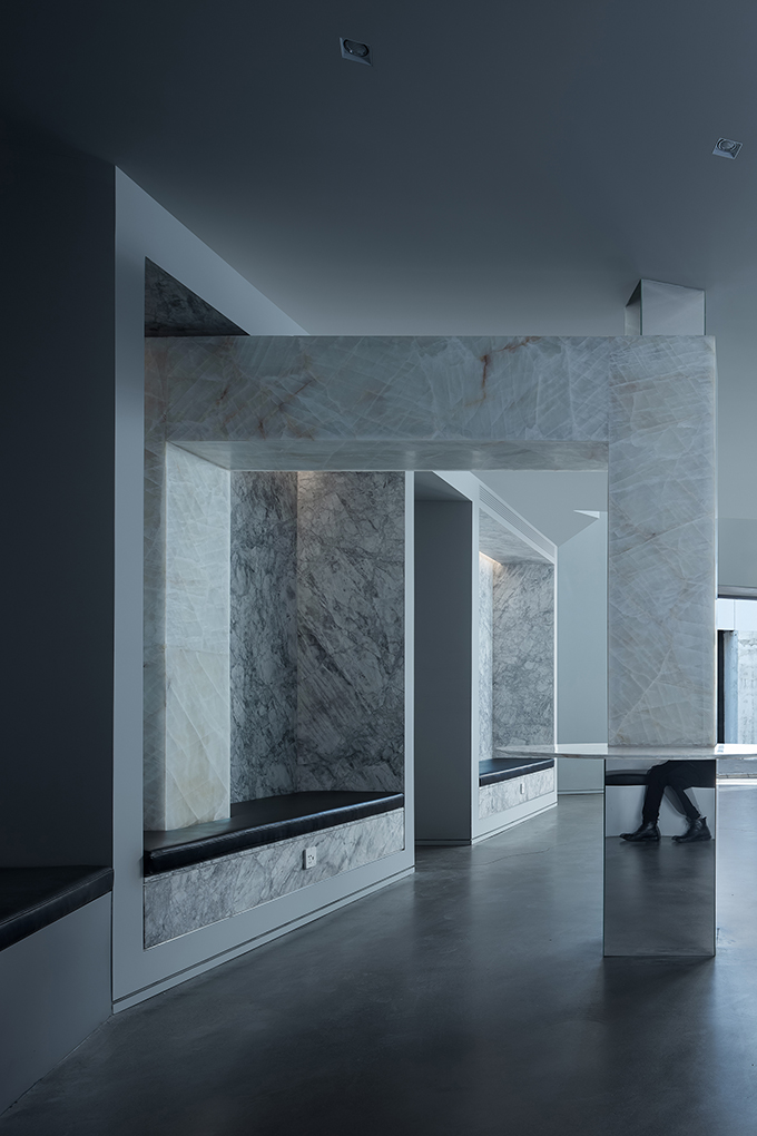 UTTER SPACE by CUN Design