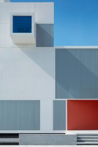 White Square by Minggu Design