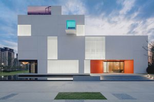 White Square by Minggu Design