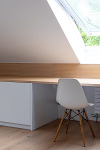 Attic Apartment by Komon Architects