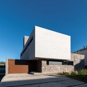 Casa LVF by PSV Arquitectura 