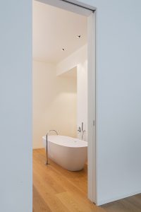 Casa Ora by ZDA | Zupelli Design Architeture