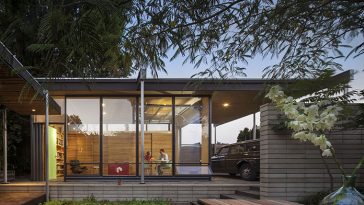 Grasshopper Courtyard Studio by Wittman Estes