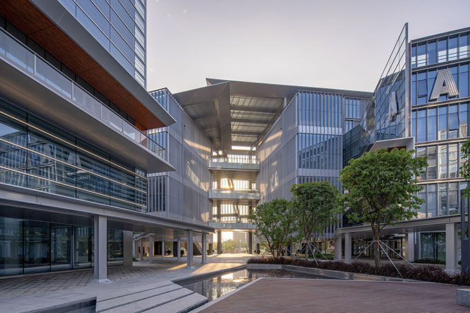 Industrial Service Centre in Jinwan Aviation City by 10 Design