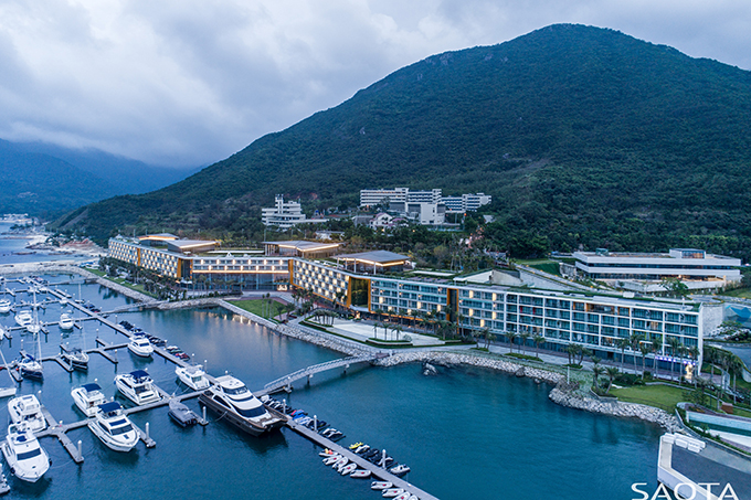 Longcheer Yacht Club by SAOTA