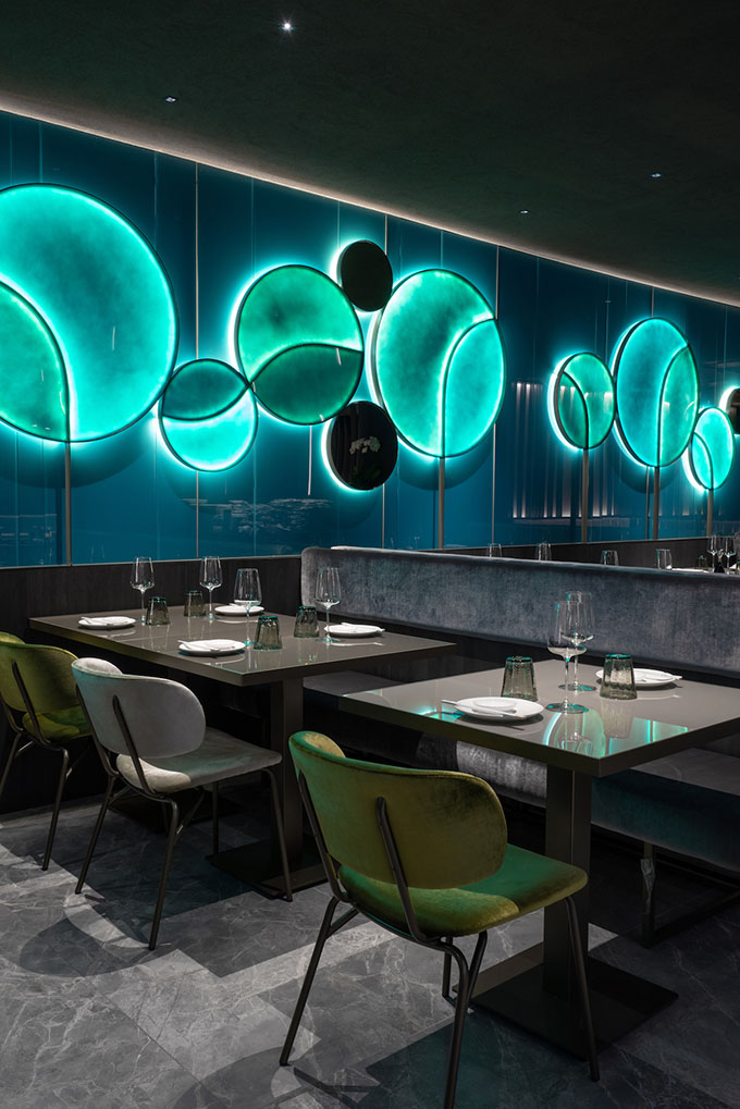 Moya Restaurant by Maurizio Lai