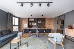 Oficinas Larrañaga 92 by PSV Arquitectura