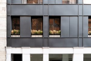 Oficinas Larrañaga 92 by PSV Arquitectura