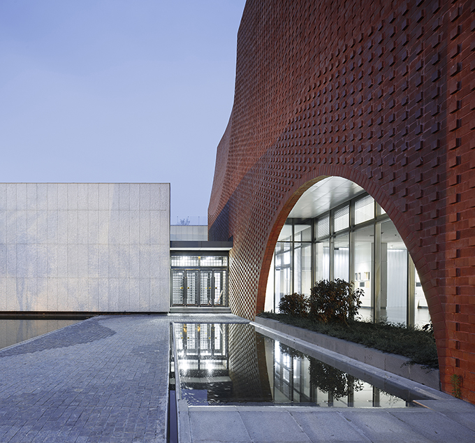 Shuyang Art Gallery by UAD