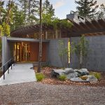 Suncrest by Heliotrope Architects