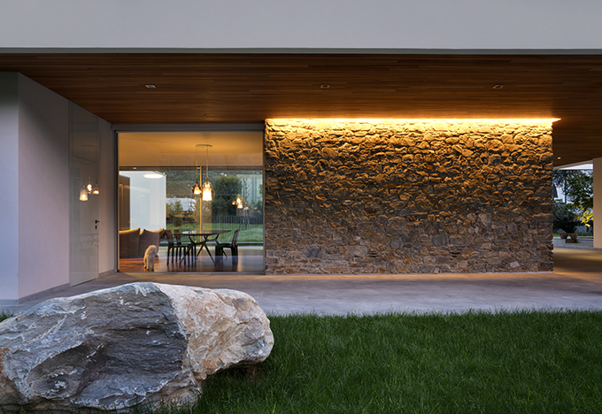Villa GEEF by DAMILANO Studio Architects