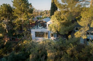 Canyon House by LOC Architects