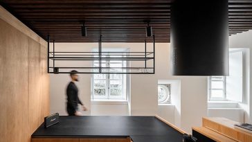 Casa Dos Oleiros by Paulo Martins Arq&Design