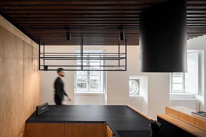 Casa Dos Oleiros by Paulo Martins Arq&Design