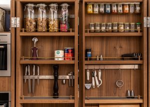 Guculska apartment by Replus Design Bureau