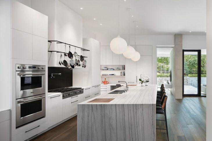 Russell Hill Road Residence by Taylor Smyth Architects