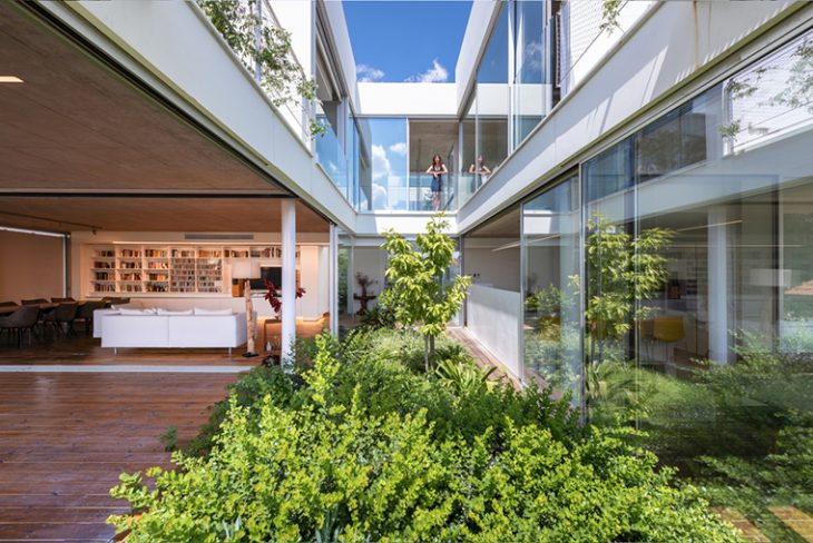 The Garden House in the City by Christos Pavlou Architecture