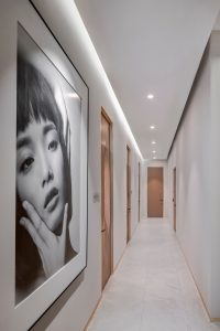 WONJIN Aesthetic Surgery Gallery Clinic by A U N Design Studio