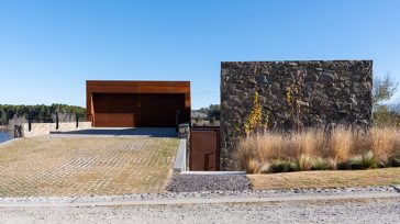 Casa Molvento by Estudio Montevideo + Pablo Dellatorre
