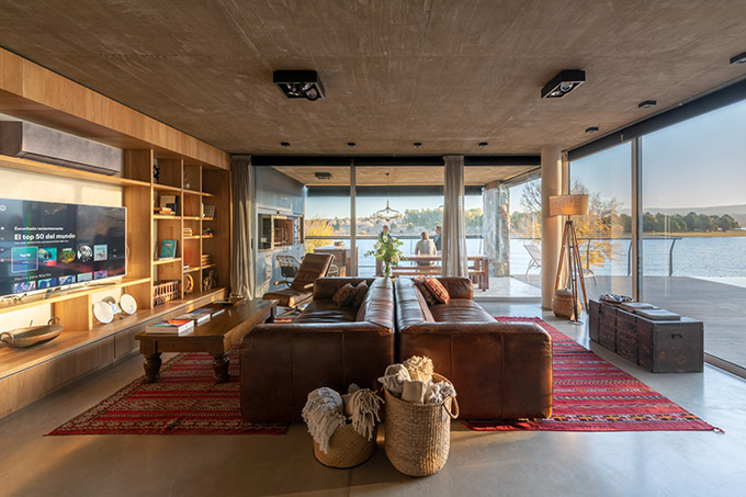 Casa Molvento by Estudio Montevideo + Pablo Dellatorre