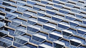 6 Awe-Inspiring Solar Structures In the World