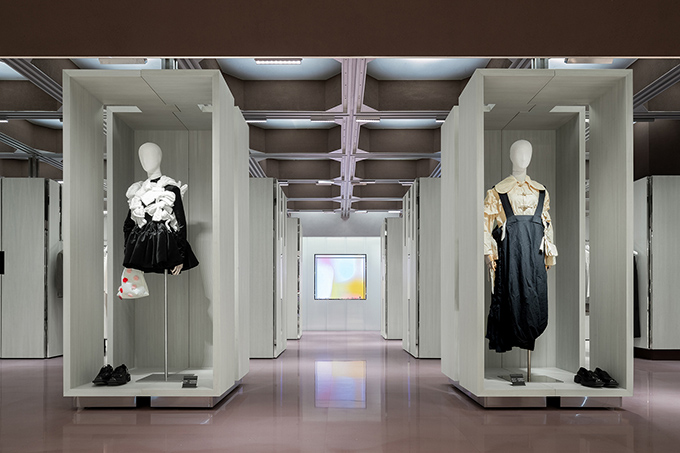 J1M5 Boutique by Various Associates