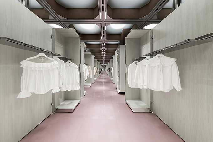 J1M5 Boutique by Various Associates