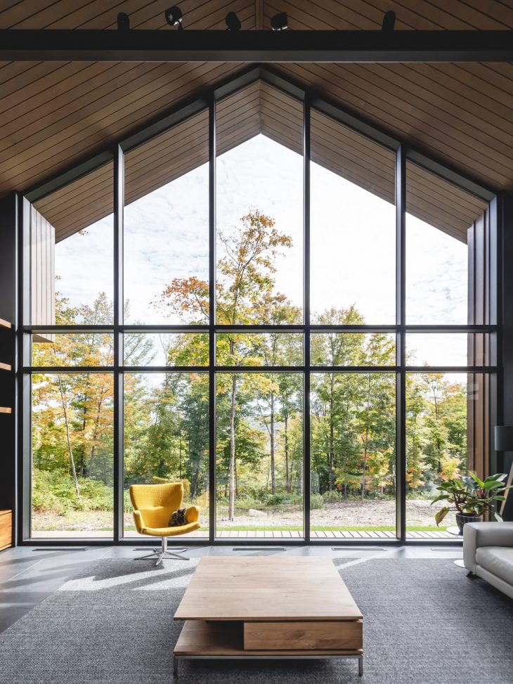 Koya House by Alain Carle Architecte