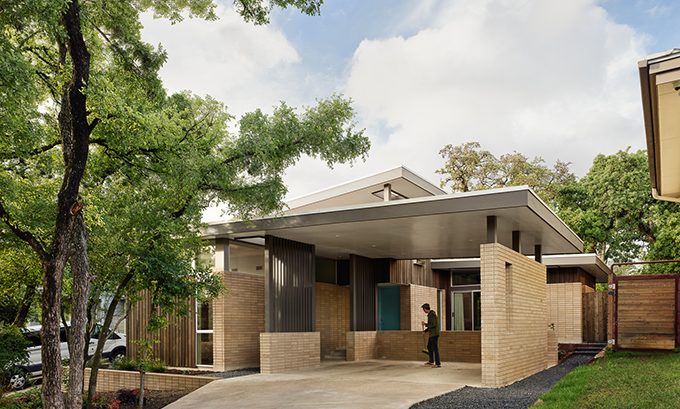 The Courtyard House by Mark Odom Studio