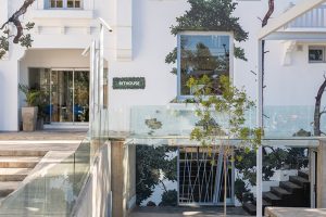 Bithouse by Grupo Studio