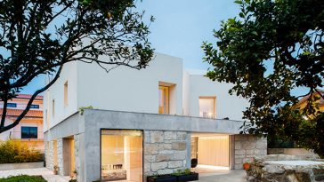 Casa Rio by Paulo Merlini Architects