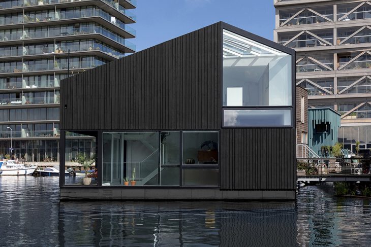 Floating Home by i29 architects