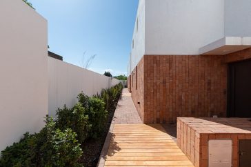 La Inesita by Andres Alonso Architecture Workshop