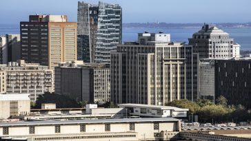 35 Lower Long by dhk Architects