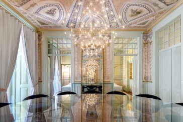 CR apartment by ESQVTA