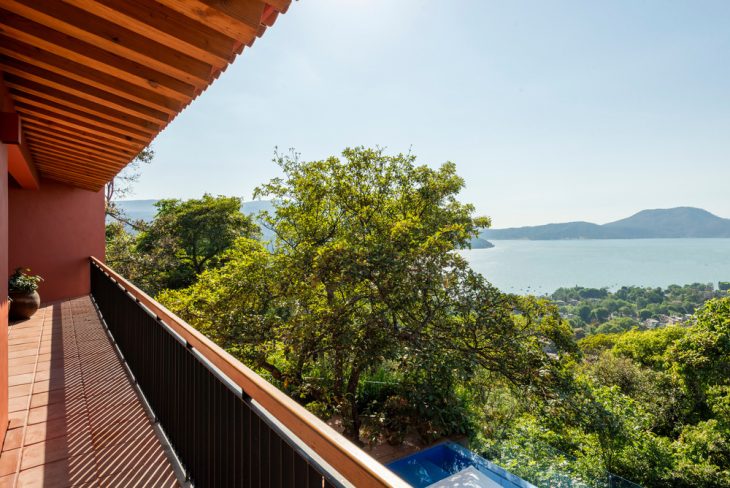 Casa Colorada by Once Once Arquitectura