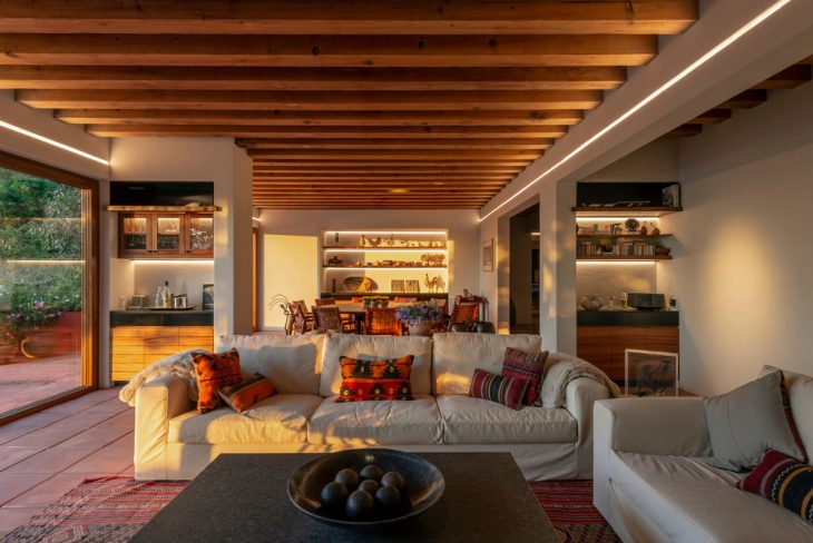Casa Colorada by Once Once Arquitectura