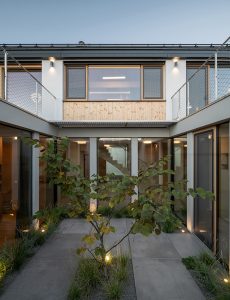 Family House With Atrium by SENAA architekti