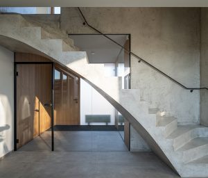 Family House With Atrium by SENAA architekti