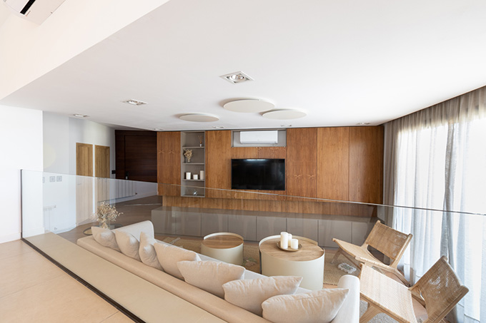 GJA House by Fanesi & Navarro Arquitectas