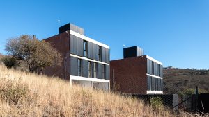 Housing LA HUELLA by Fanesi & Navarro Arquitectas