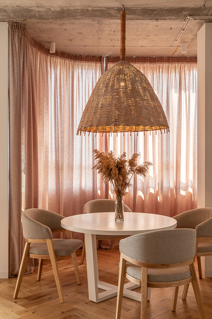 Mazanka Apartment by Makhno Studio