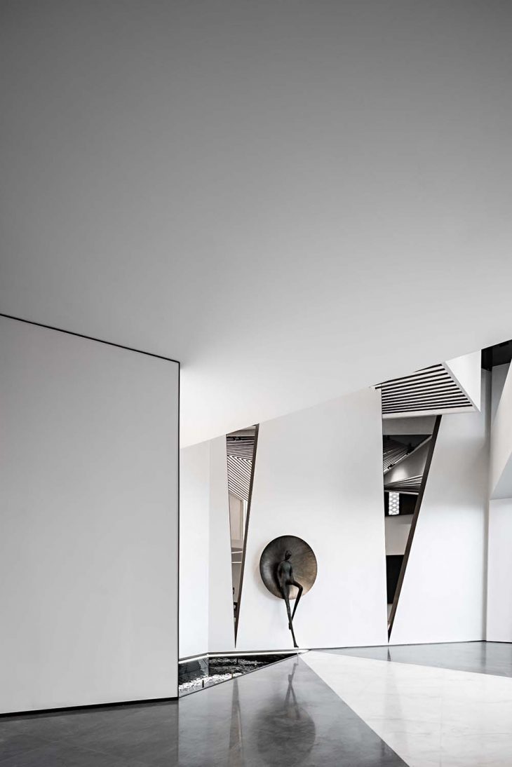 Fmily•Maison Sales Office by UMA Interior Design