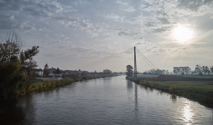 Footbridge in Lužec nad Vltavou by Petr Tej, Marek Blank and Jan Mourek