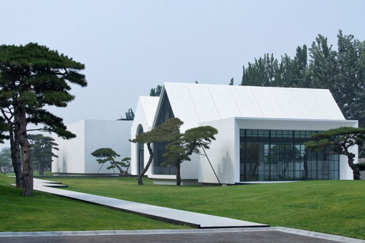 Song Art Museum by Vermilion Zhou Design Group